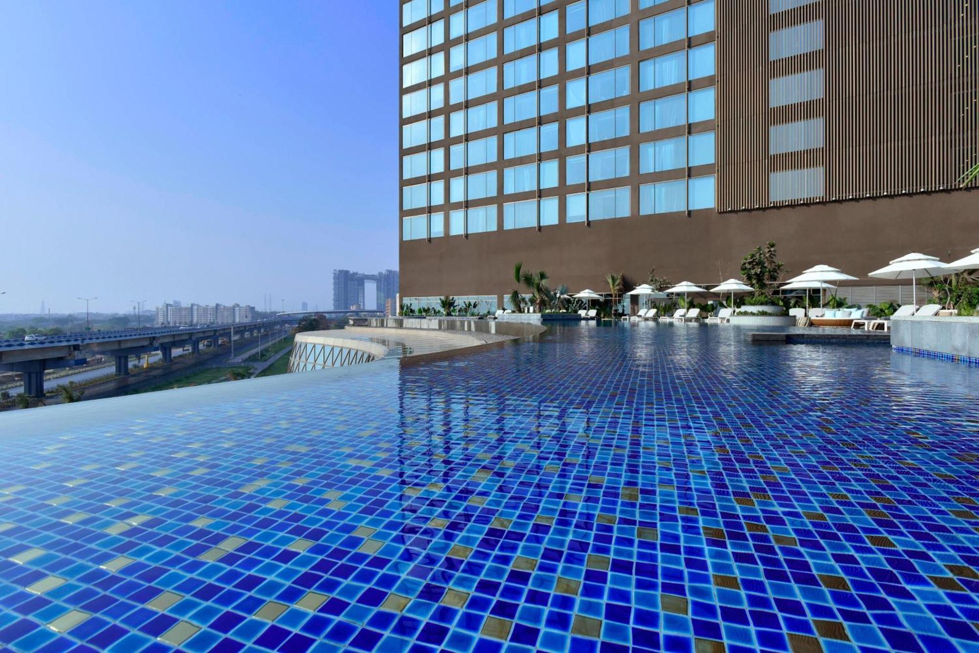 Jw Marriott Hotel Колката Екстериор снимка